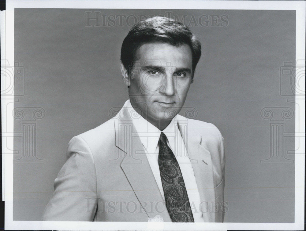 1984 Press Photo Tony Lo Bianco Actor Jessie Drama Action Television Series - Historic Images