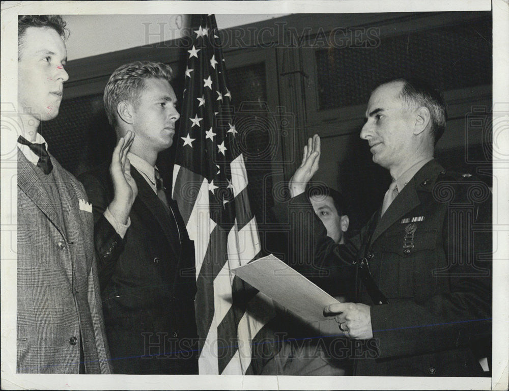 1942 Press Photo Walter Hayden Marine Corps - Historic Images