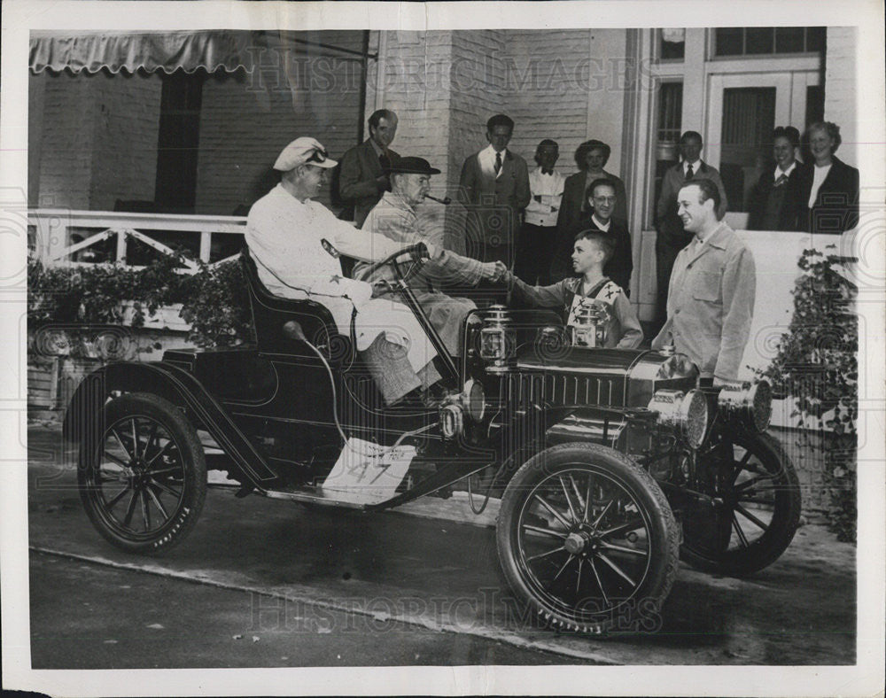1949 Press Photo Glidden tour Old time cars Leslie R. Henry antique automobiles - Historic Images