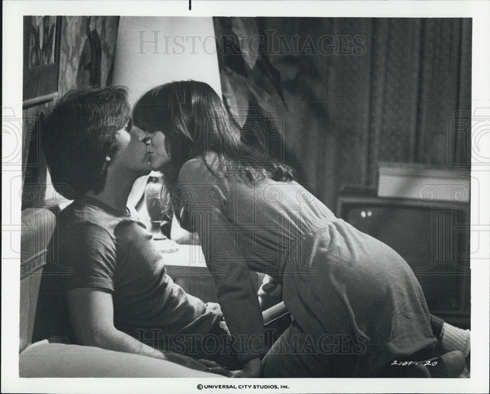 Press Photo Henry Winkler and Sally Field stars in &quot;Heroes&quot; - Historic Images