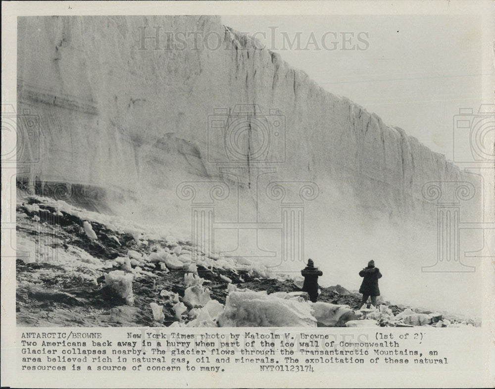 Press Photo Ice Wall of Commonwealth Glacier collapse - Historic Images