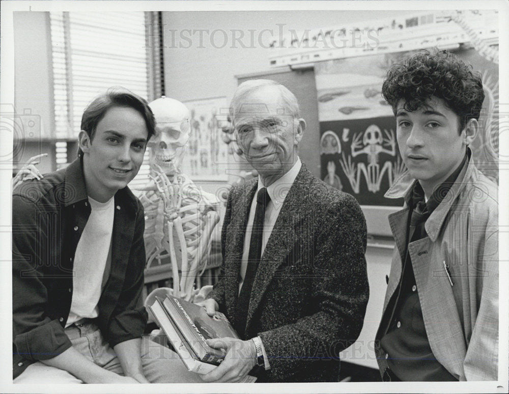 1986 Press Photo Wally Ward, Ray Walston, Patrick Dempsey - Historic Images