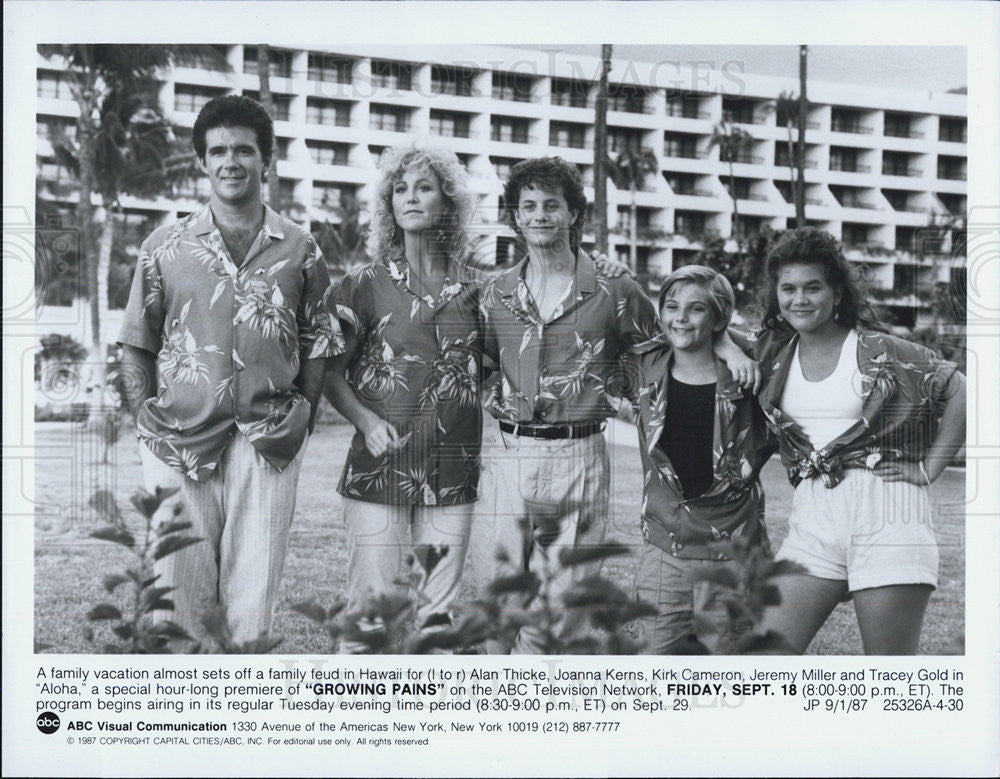 1987 Press Photo The Sever Family of &quot;Growing Pains&quot; - Historic Images