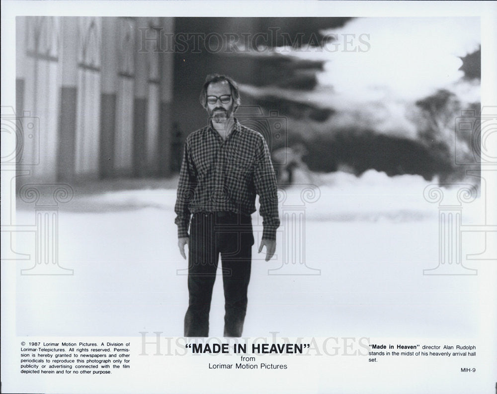 1987 Press Photo of director Alan Rudolph on the set of &quot;Made In Heaven&quot; - Historic Images