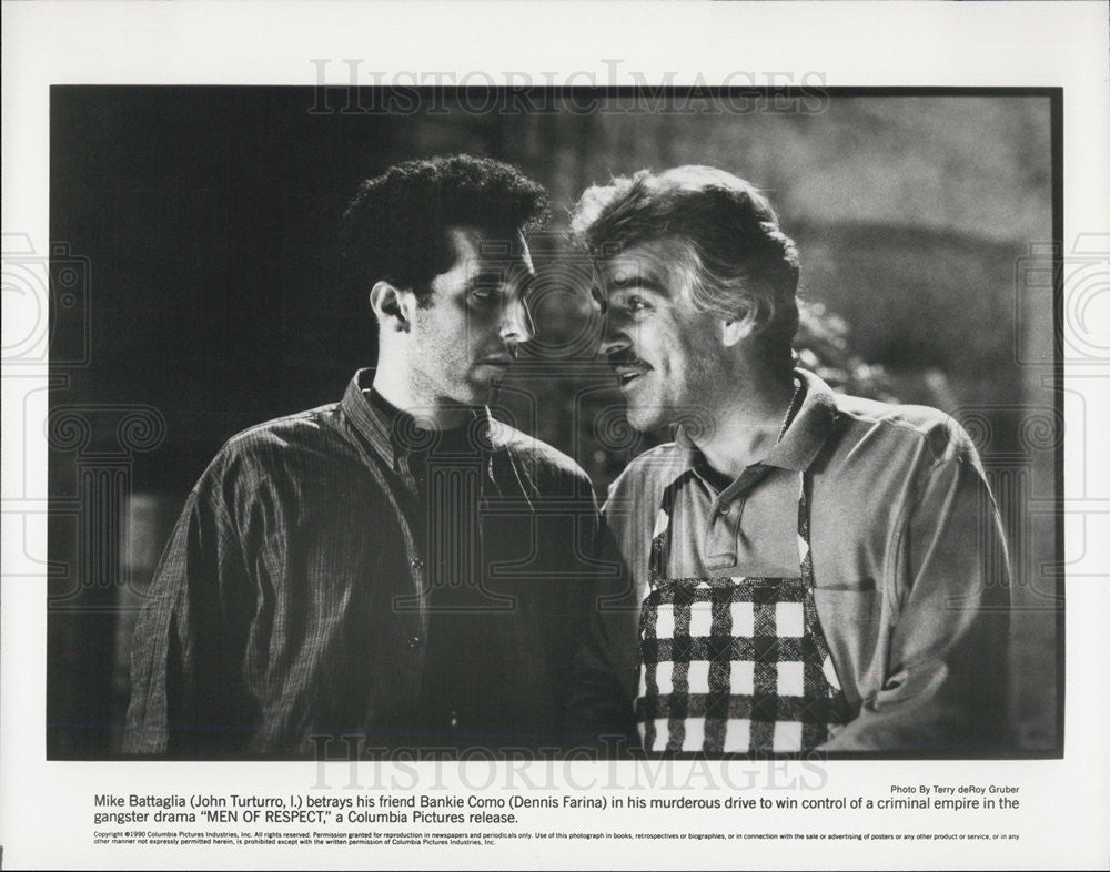 1990 Press Photo John Turturo &amp; Dennis Farina in &quot;Men of Respect&quot; - Historic Images