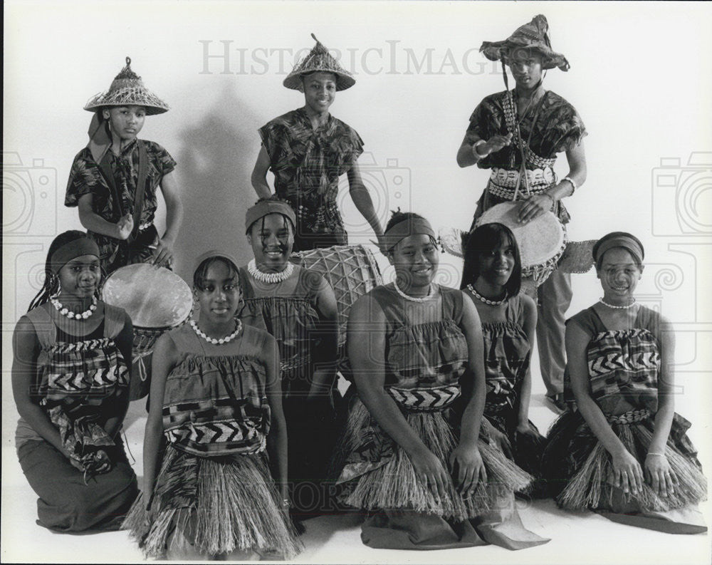 1996 Press Photo Sabsabu Dancers - Historic Images