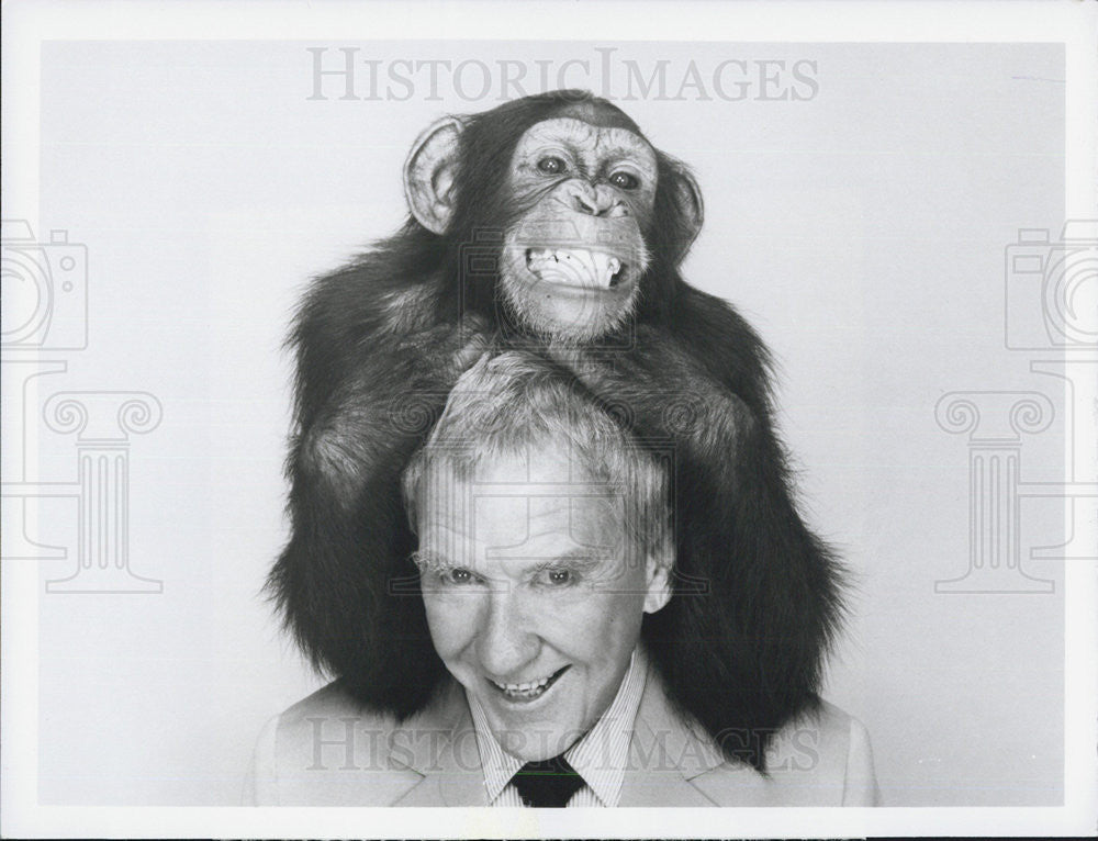 1980 Press Photo Burgess Meredith "Those Amazing Animals" - Historic Images