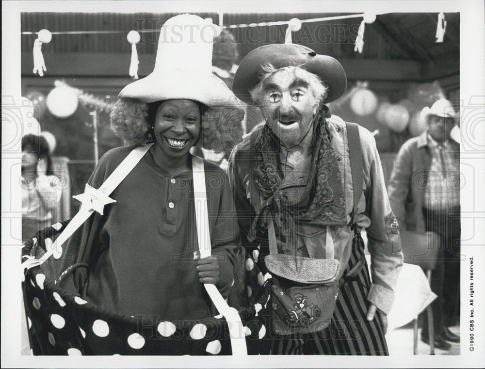 1990 Press Photo Whoopi  Goldberg Jeff Corey Bagdad Cafe CBS TV - Historic Images