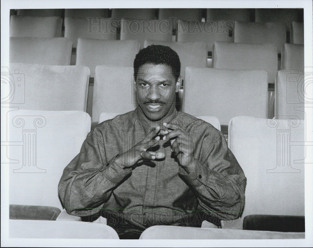 Press Photo Denzel Washington, host of &quot;Black Images / Silver Screen&quot; - Historic Images
