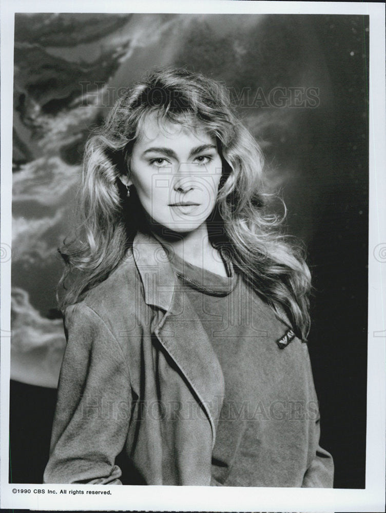 1990 Press Photo Joanna Pacula in &quot;E.A.R.T.H. FORCE&quot; - Historic Images