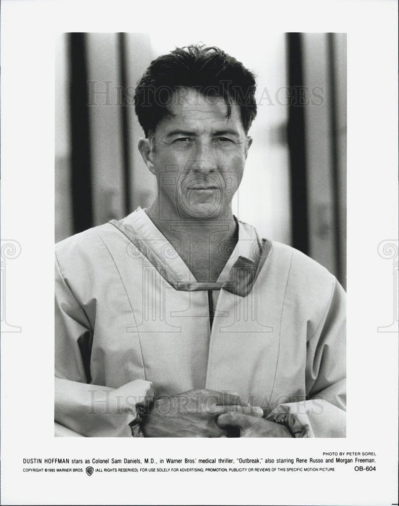 1995 Press Photo Dustin Hoffman in &quot;Outbreak&quot; - Historic Images