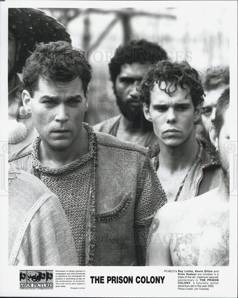 1994 Press Photo Ray Liotta,Kevin Dillion,Ernie Hudson in &quot;The Prison Colony&quot; - Historic Images