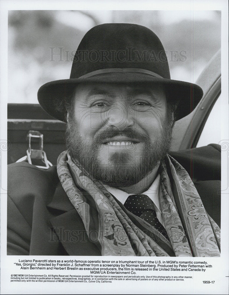 1982 Press Photo Luciano Pavarotti YES, GIRIGIO - Historic Images