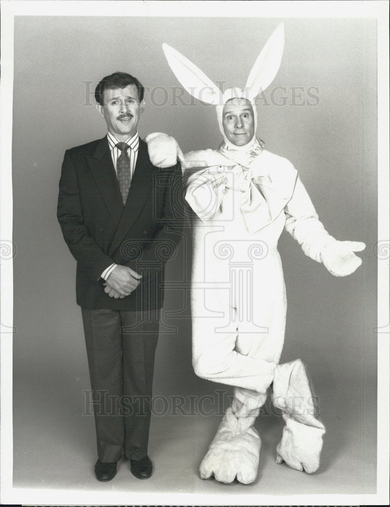 1988 Press Photo Smothers Brothers Host The New Smothers Brothers Comedy Hour - Historic Images