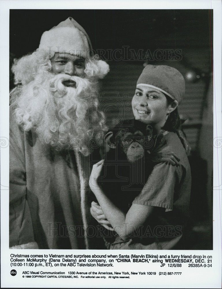 1988 Press Photo Marvin Elkins Dana Delany CHINA BEACH - Historic Images