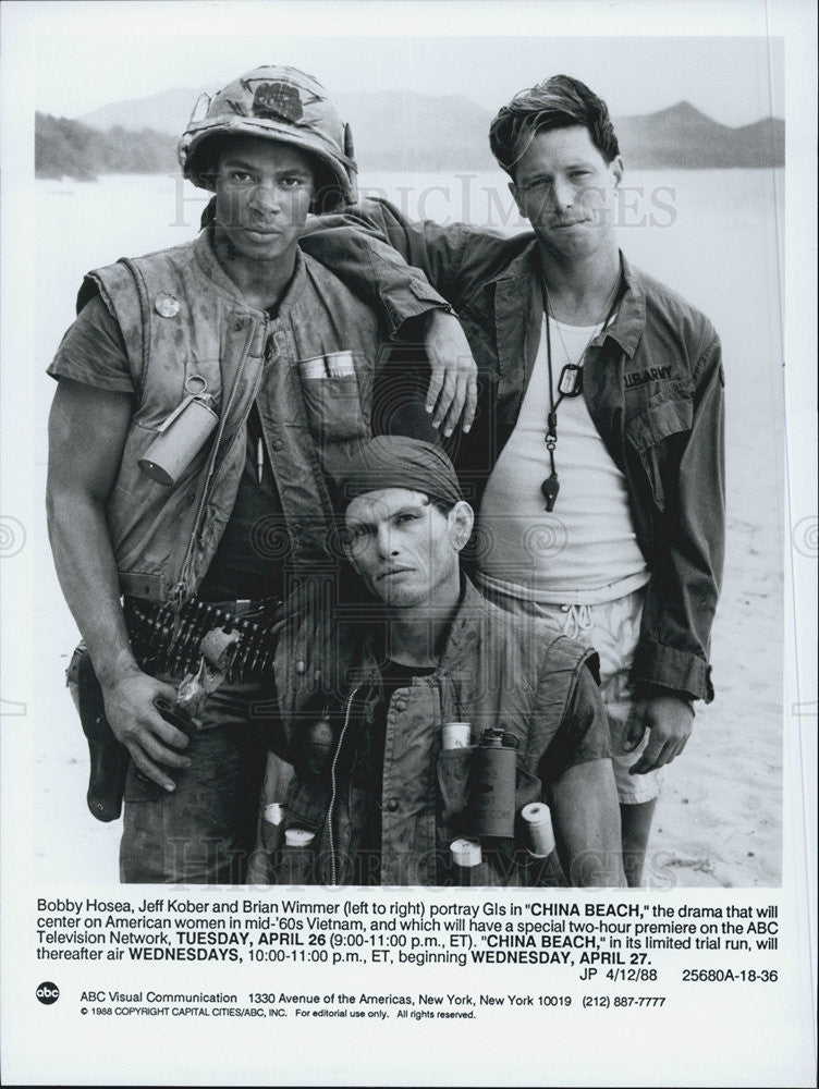 1988 Press Photo Bobby Hosea Jeff Kober Brian Wimmer CHINA BEACH - Historic Images