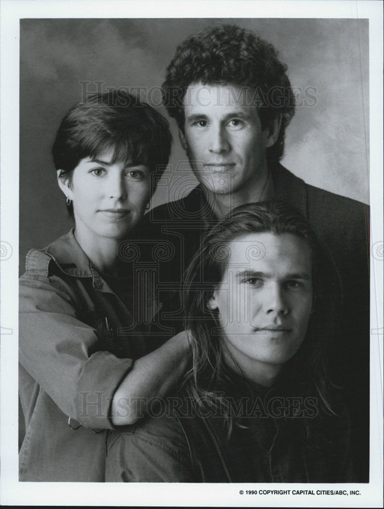 1990 Press Photo Actress and Two Actors from Capital Cities/ABC - Historic Images