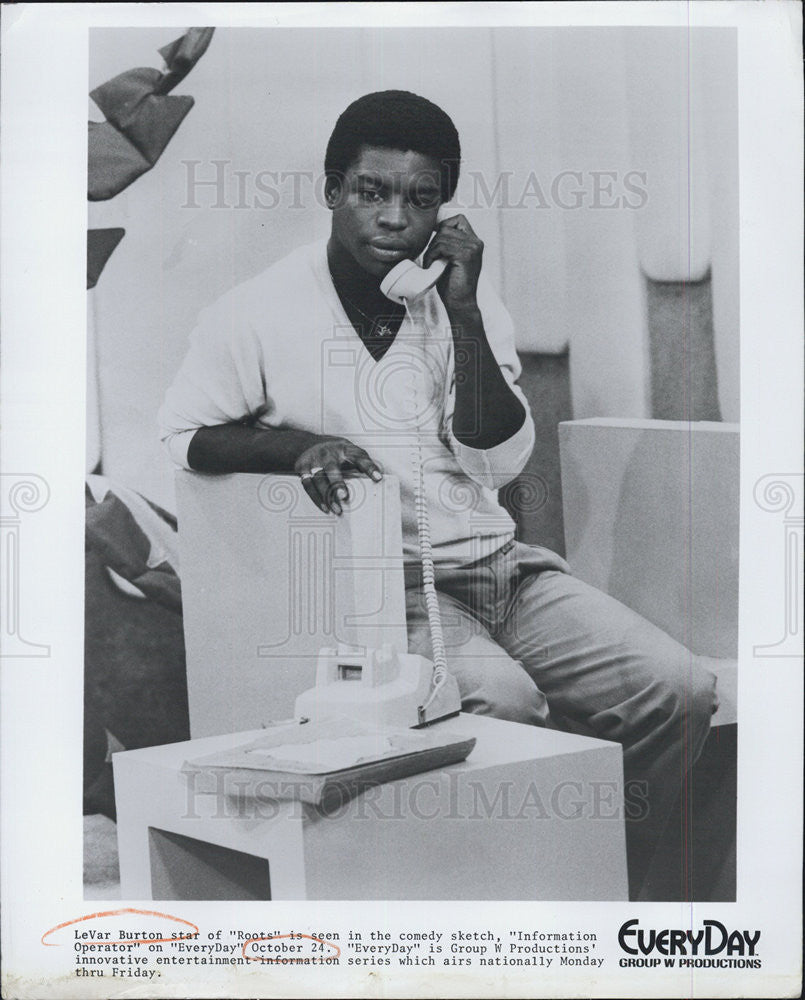 Press Photo LeVar Burton in &quot;Information Operator&quot; on Everyday Productions - Historic Images