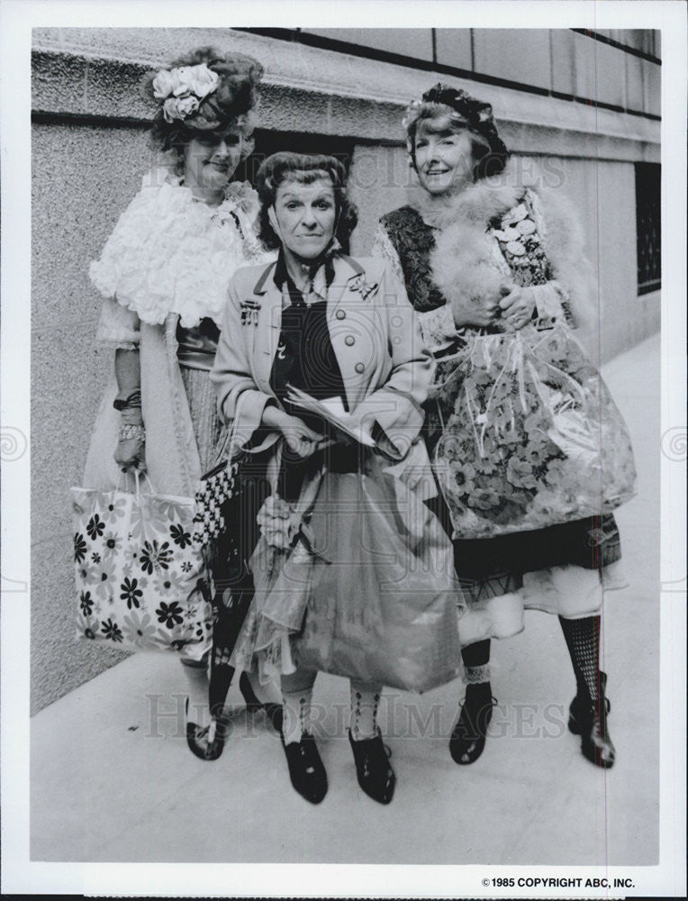 1985 Press Photo Jane Cronin Nancy Walker Peggy Cass ABC Show Columbus Circle - Historic Images