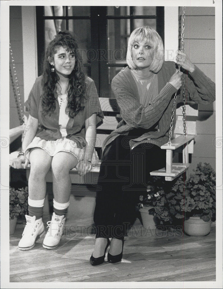 1989 Press Photo Ann Jillian, and Lisa Rieffel as her daughter - Historic Images