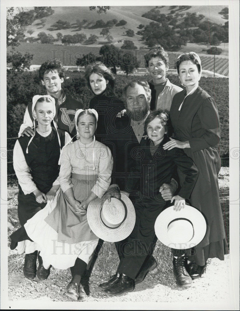 1988 Press Photo Merlin Olsen and the Cast of &quot;Aaron&#39;s Way&quot; - Historic Images