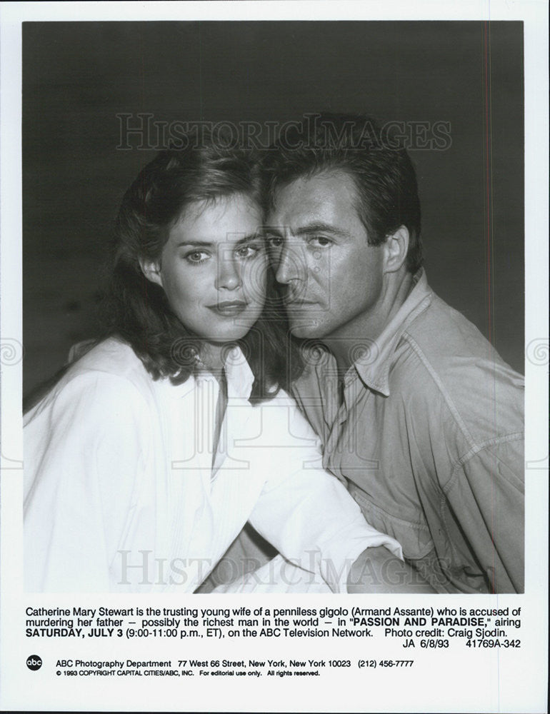 1993 Press Photo Catherine Mary Stewart and Armand Assante in Passion &amp; Paradise - Historic Images