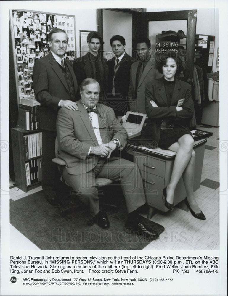 1993 Press Photo Daniel Travanti Fred Weller Juan Ramirez In Missing Persons-CPY - Historic Images