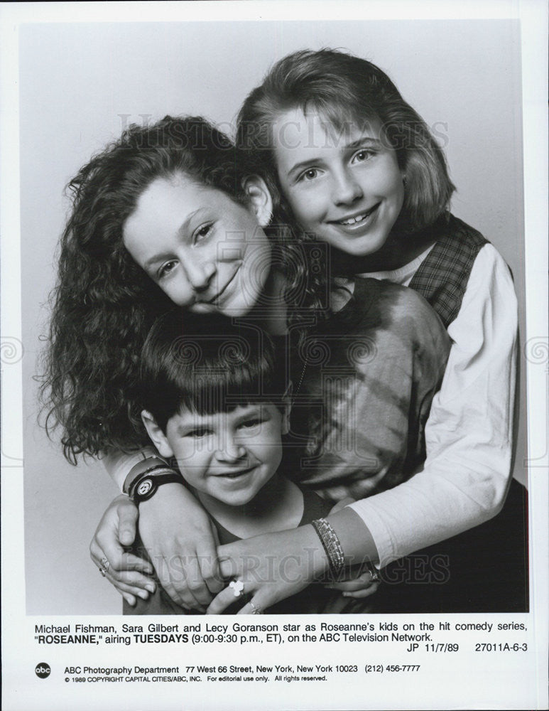 1989 Press Photo Michael Fishman Sara Gilbert Lecy Goranson Actors Roseanne - Historic Images