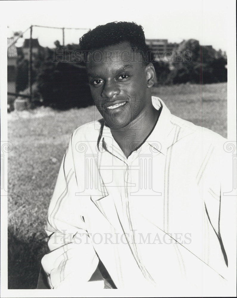 Press Photo Kevin Mambo stars in "Freshman Dorm" - Historic Images