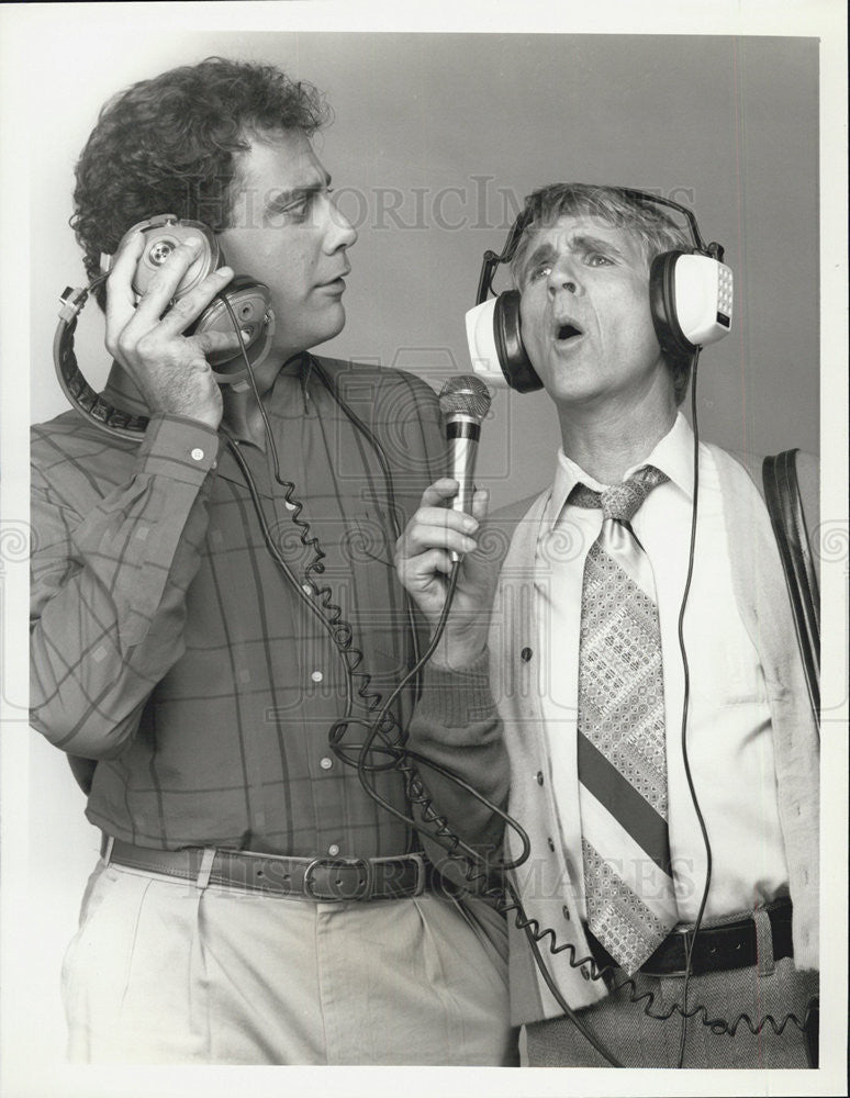 1988 Press Photo Brad Garrett James Noble Actors First Impressions - Historic Images