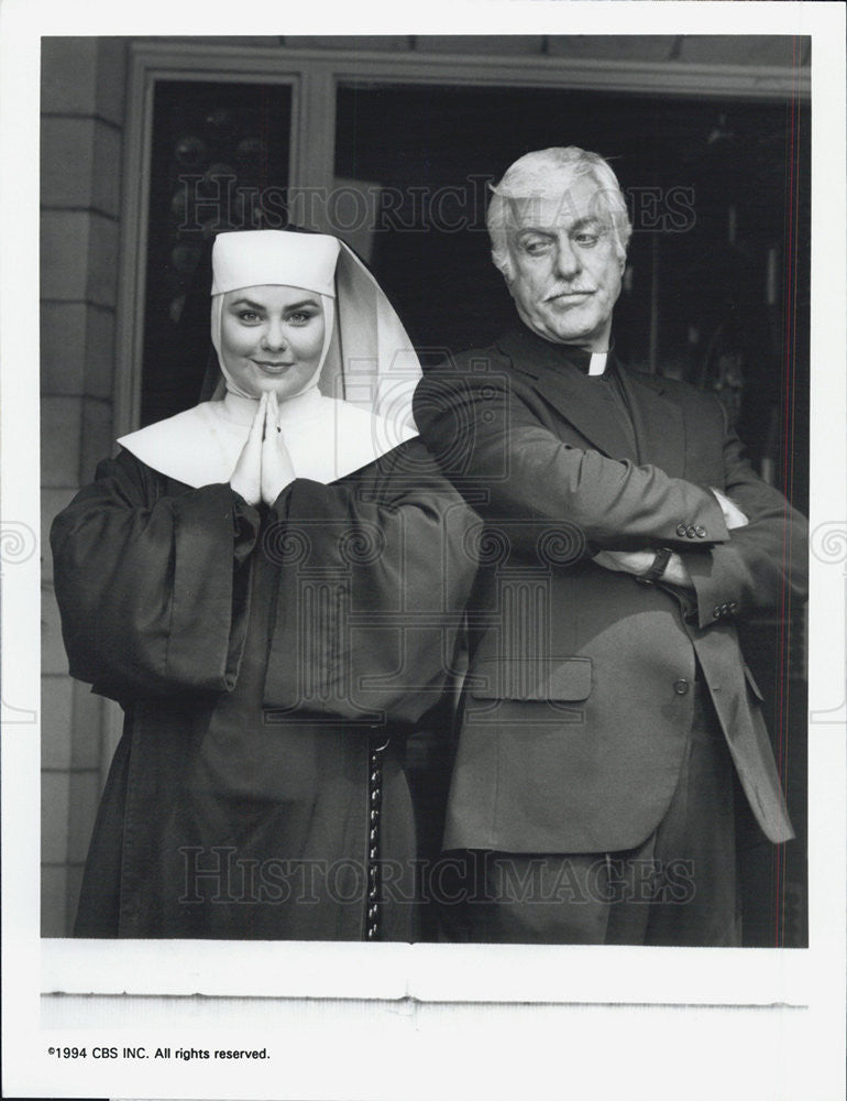 1994 Press Photo Delta Burke &amp; Dick Van Dyke on &quot;Diagnosis Murder&quot; - Historic Images