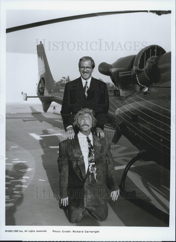 1993 Press Photo Pat O&#39;Brien Television Host How&#39;d They Do That - Historic Images