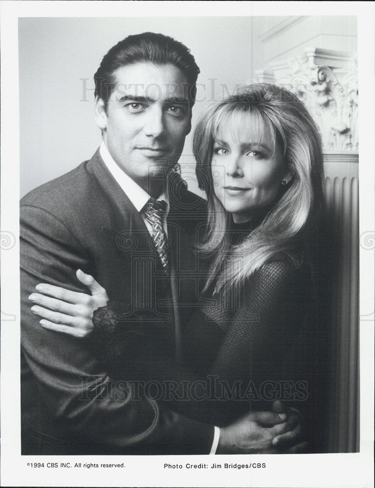 1994 Press Photo Ken Wahl Lisa Hartman Black Search For Grace - Historic Images