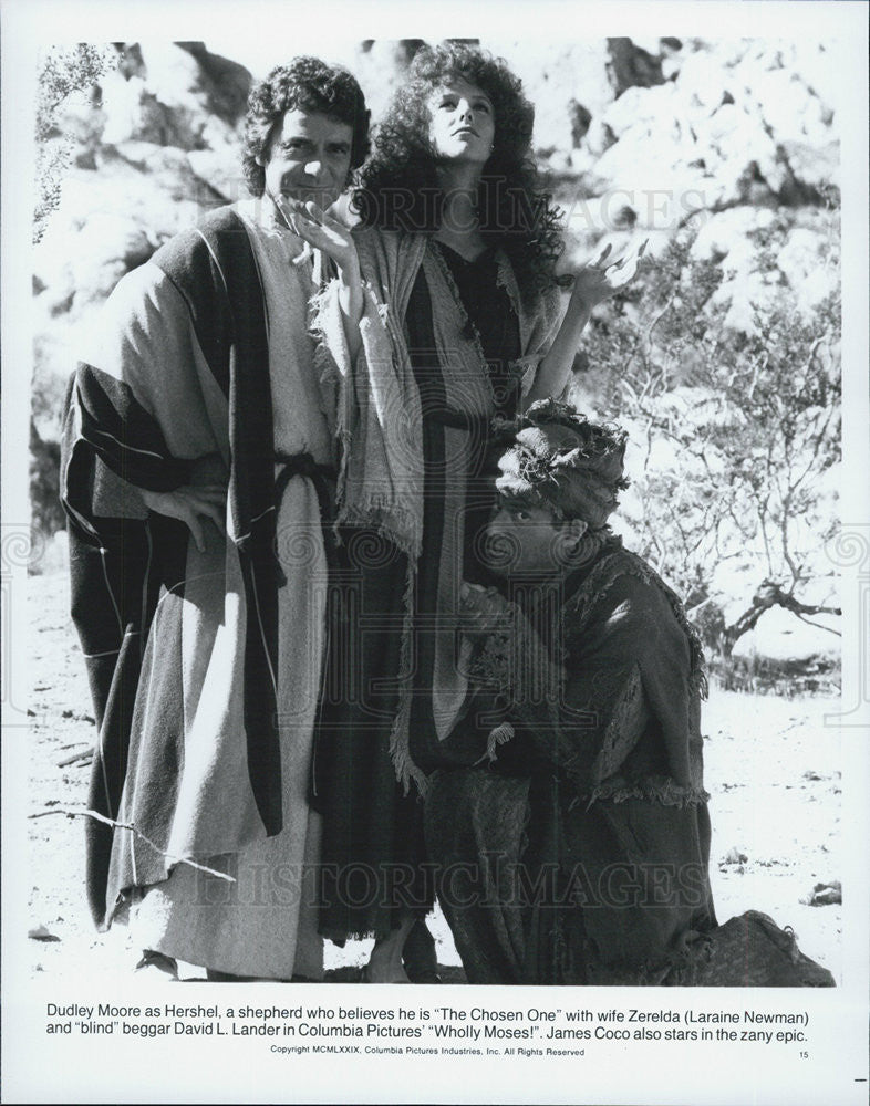 Press Photo Dudley Moore, Laraine Newman in Wholly Moses - Historic Images