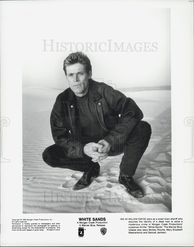 1992 Press Photo Willem Dafoe in &quot;White Sands&quot; - Historic Images