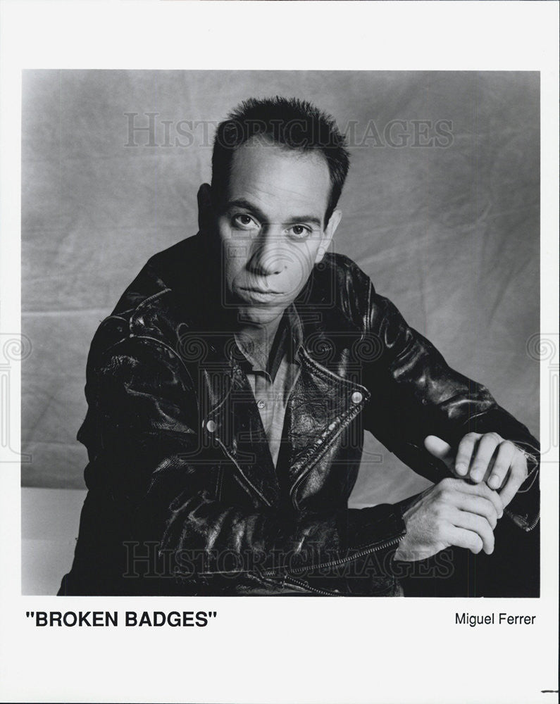 Press Photo "Broken Badges" - Historic Images