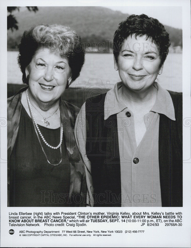 1993 Press Photo Linda Ellerbee And President Clinton&#39;s Mother Virginia Kelly - Historic Images