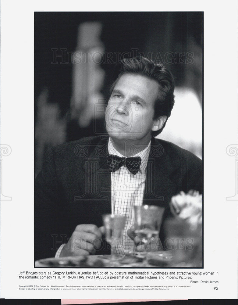 1996 Press Photo Jeff Bridges Stars As Gregory Larkin-&quot;The Mirror Has Two Faces&quot; - Historic Images