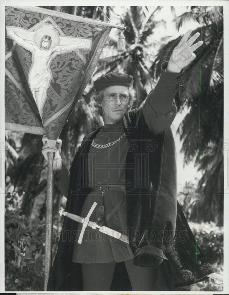 1985 Press Photo Gabriel Byrne Actor Christopher Columbus - Historic Images