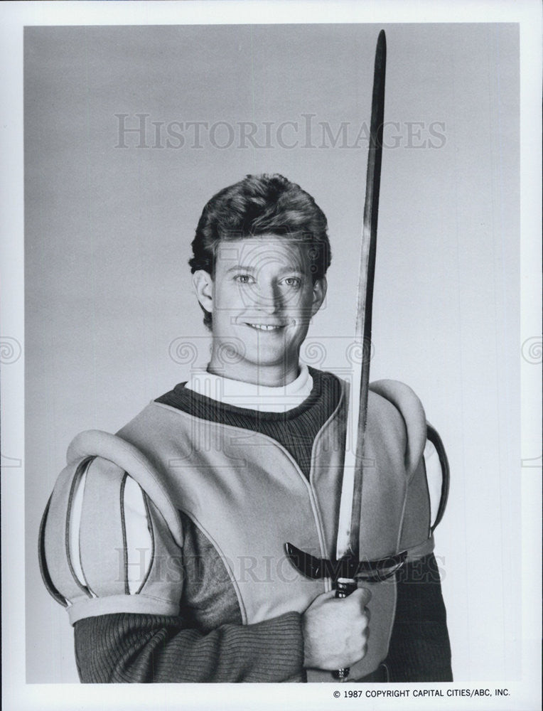 1987 Press Photo Christopher Rich in &quot;The Charmings&quot; - Historic Images