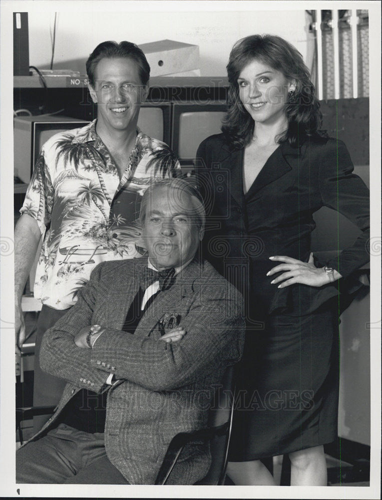 1988 Press Photo Marilu Henner Kevin McCarthy Dennis Dugan NBC Show Channel 99 - Historic Images