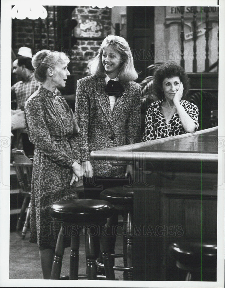 1987 Press Photo Frances Sternhagen Shelley Long Rhea Perlman Actors Cheers - Historic Images