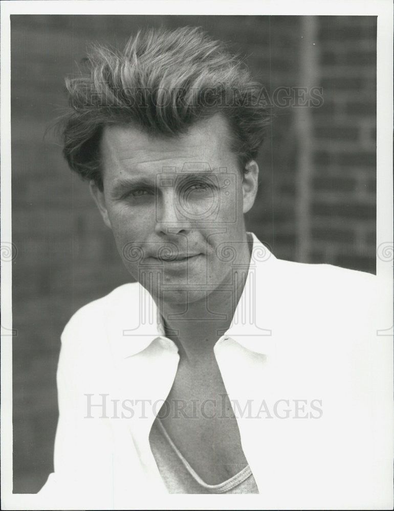 1987 Press Photo Nicholas Campbell Diamonds Movie CBS Late night - Historic Images