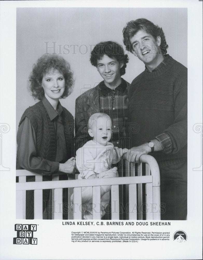 1988 Press Photo Actress Linda Kelsey, Actor Dough Sheehan and C.B. Barnes - Historic Images