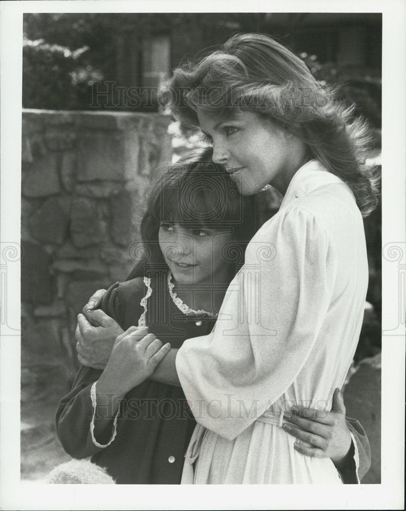 1983 Press Photo Shalane McCall Priscilla Beaulieu Presley DALLAS - Historic Images