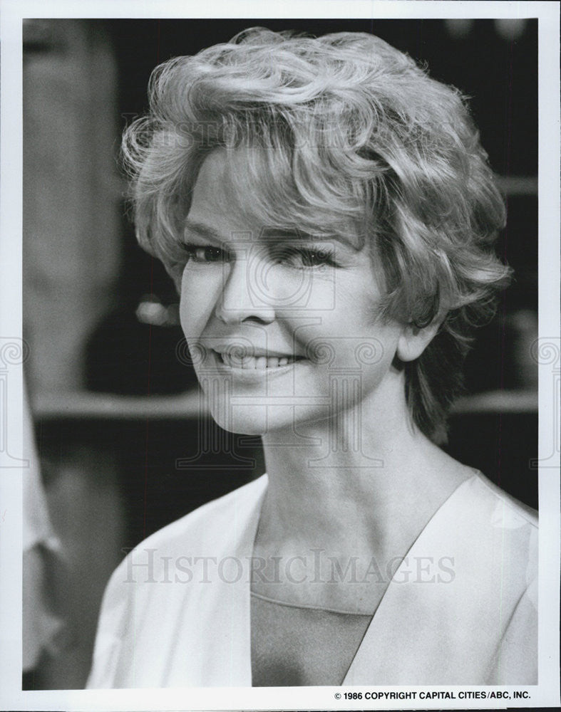 1986 Press Photo Ellen Burstyn on &quot;The Ellen Burstyn Show&quot; - Historic Images