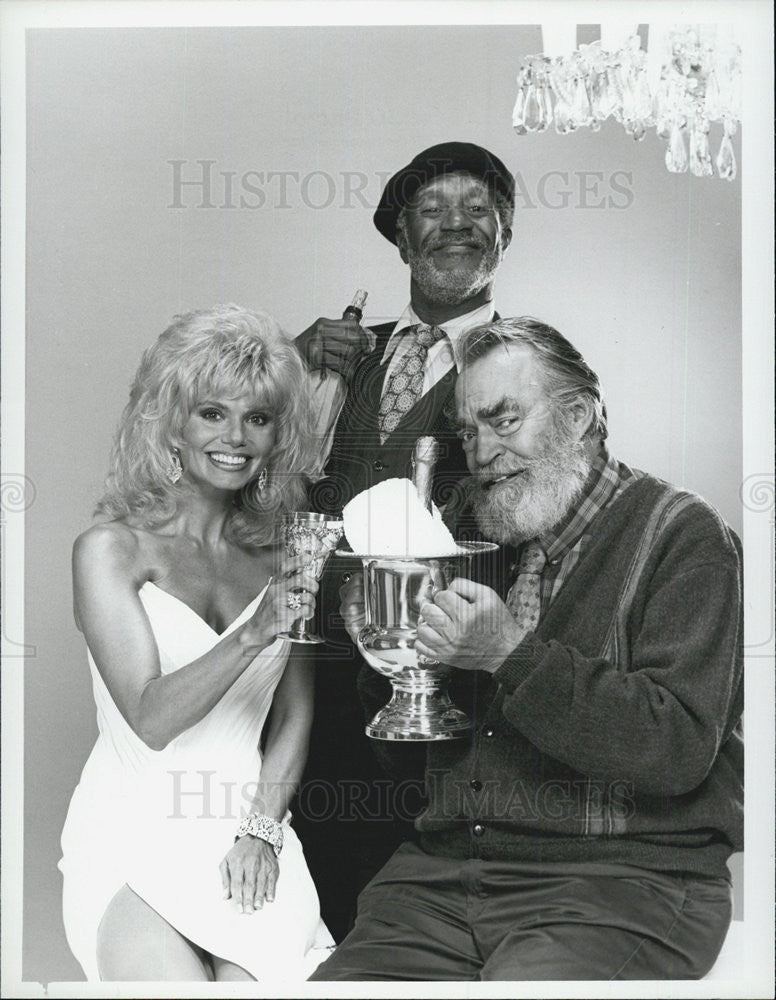 1986 Press Photo Loni Anderson, Jack Elam &amp; Lee Weaver in &quot;Easy Street.&quot; on NBC. - Historic Images