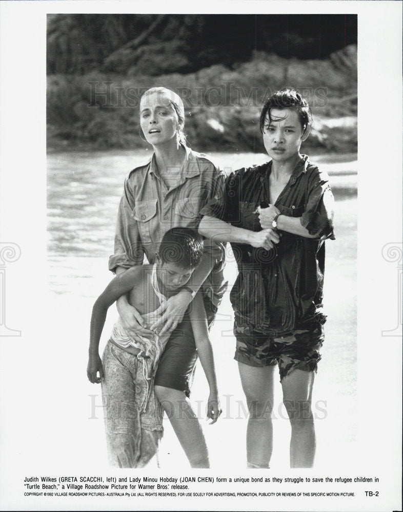 1992 Press Photo Greta Scacchi Actress Joan Chen Turtle Beach Film Movie - Historic Images