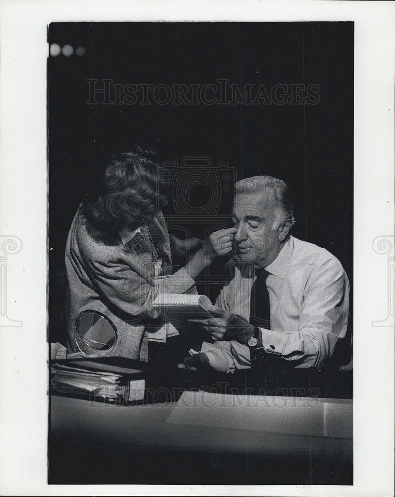 1980 Press Photo Correspondent Walter Cronkite - Historic Images