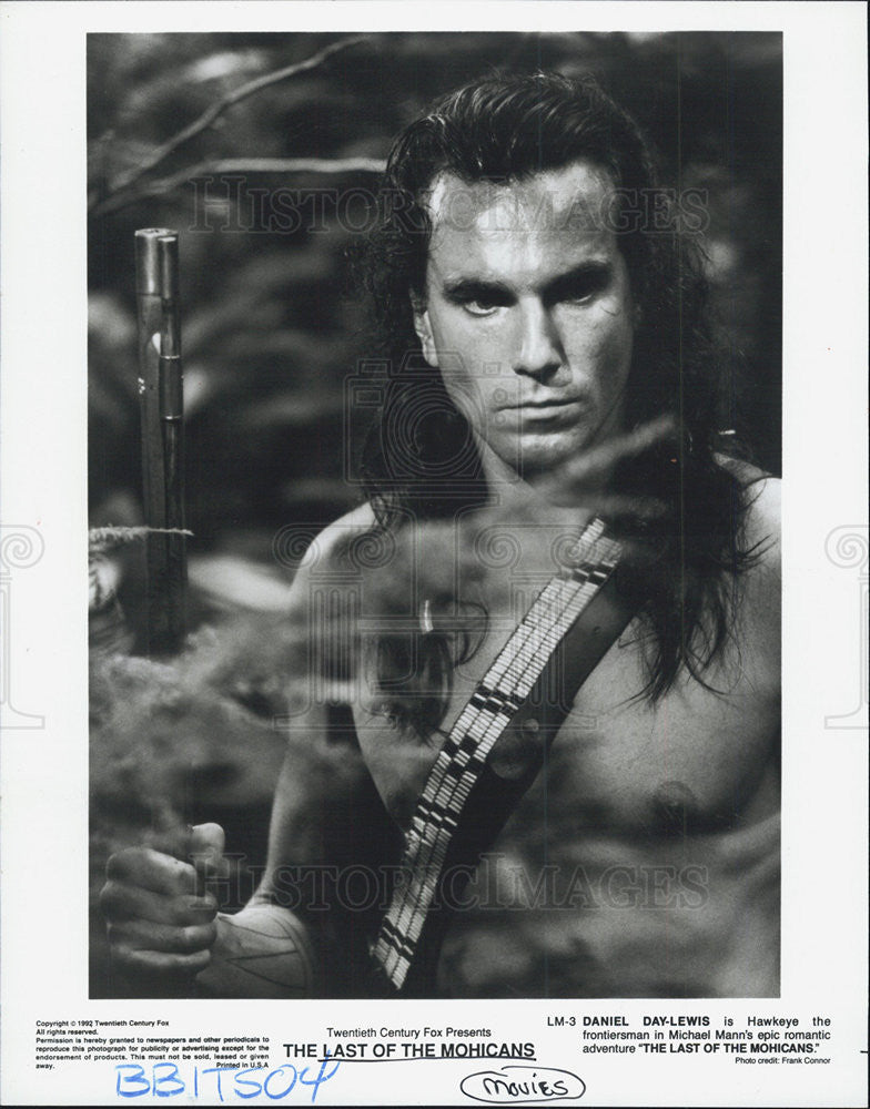 1993 Press Photo Daniel Day-Lewis in &quot;The Last of the Mohicans&quot; - Historic Images